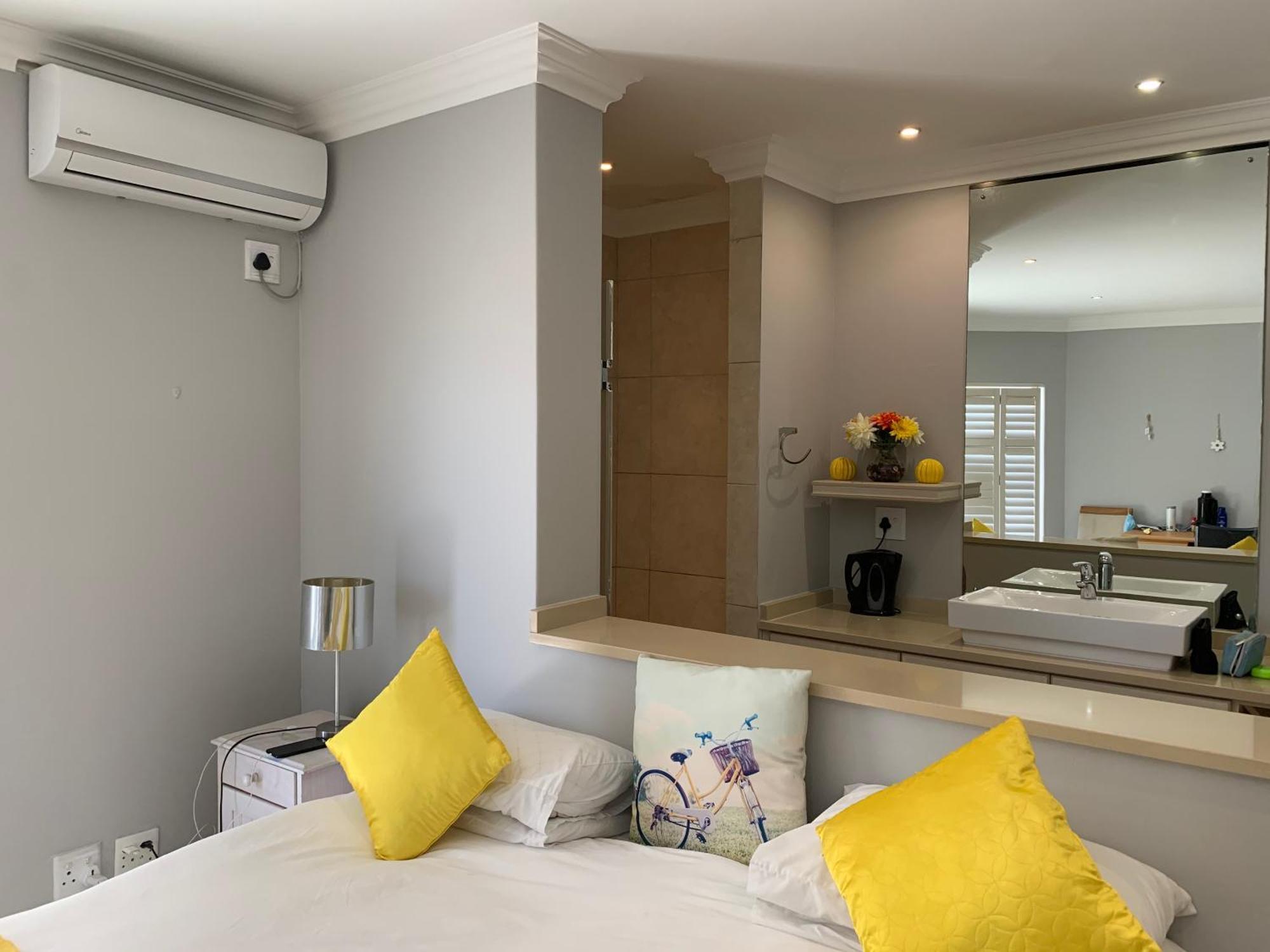 Oceansnest Guest House Bloubergstrand Exterior foto