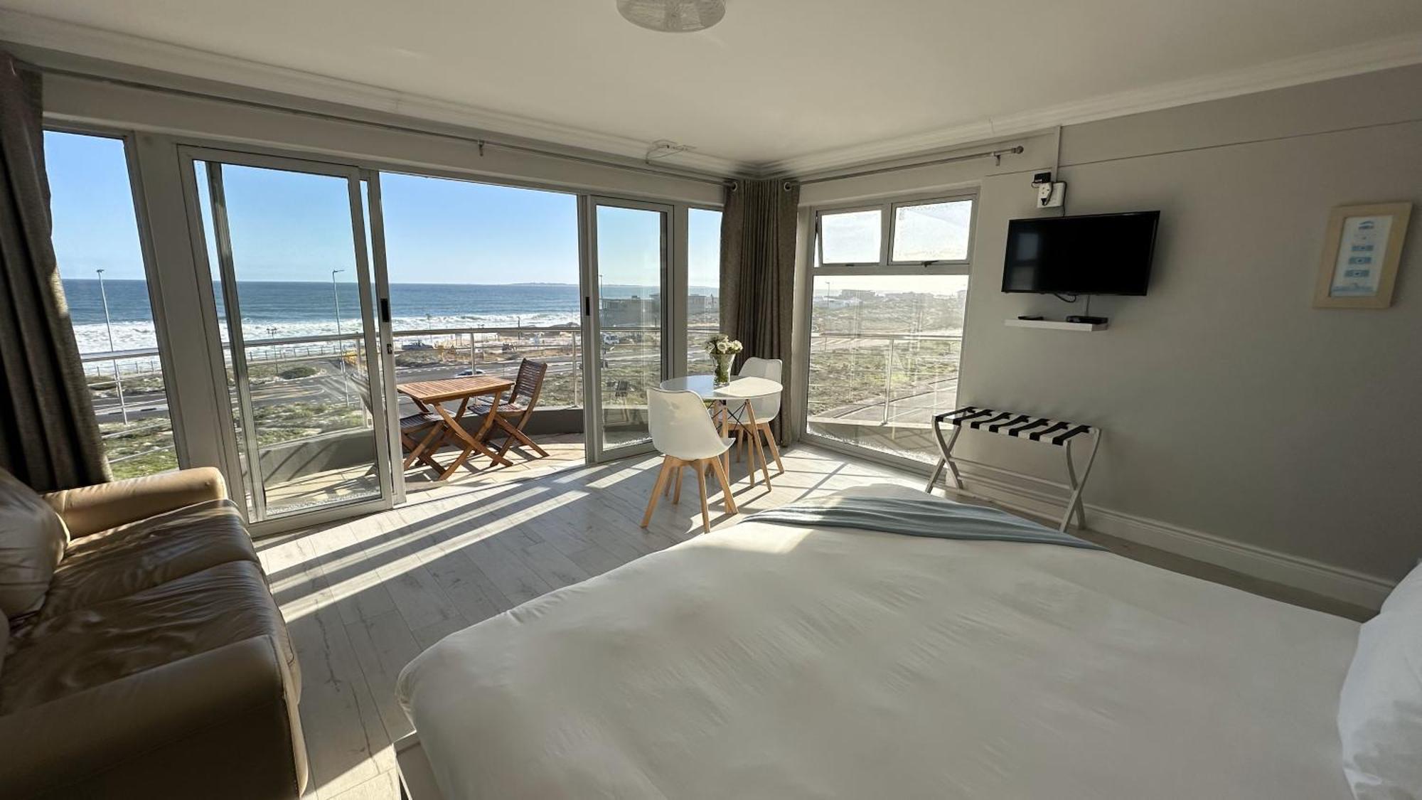 Oceansnest Guest House Bloubergstrand Exterior foto